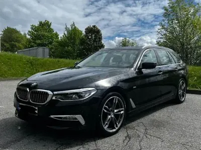 Gebraucht BMW 520 190 PS (139 kW) 2017 Schwarz Kombi