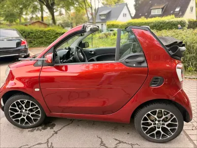 Używany Smart ForTwo Electric Drive Prime 60 kW (82 KM) 2020 Czerwony Kabriolet