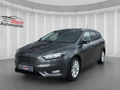 Gebraucht Ford Focus Titanium 125 PS (91 kW) 2016 Grau Limousine