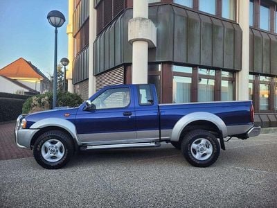 Gebraucht Nissan Navara 133 PS (97 kW) 2004 Blau Pickup
