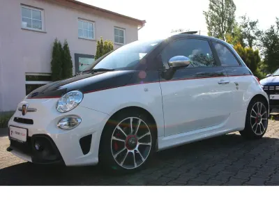 Używany Abarth 595 Turismo 165 KM (121 kW) 2021 Biały Sedan/Limuzyna