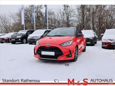 Tokio fusion rot metallic, dach schwarz Gebraucht 2020 Toyota Yaris Hybrid Edition Limousine | 17.990 € (Fairer Preis)