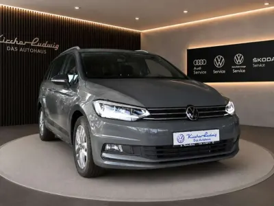 Gebraucht VW Touran Edition 150 PS (110 kW) 2026 Delfingrau metallic Van / Kleinbus
