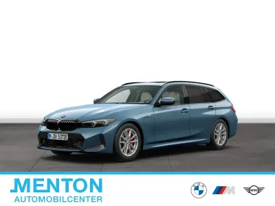 Gebraucht BMW 330e Sport Line 292 PS (214 kW) 2025 Blau Kombi