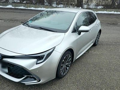 Gebraucht Toyota Corolla Team 140 PS (102 kW) 2023 Silber Limousine