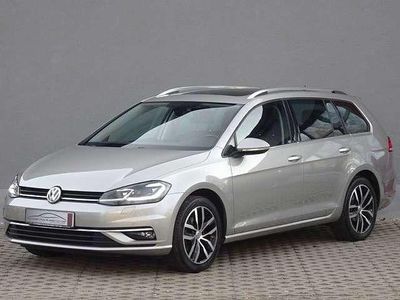 Silber Gebraucht 2018 VW Golf VII Highline Kombi | 16.980 € (Etwas zu teuer)