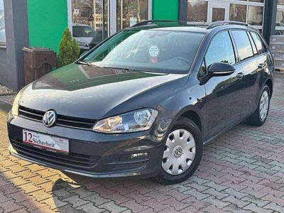Gebraucht VW Golf VII Trendline 110 PS (80 kW) 2015 Uranograu Kombi
