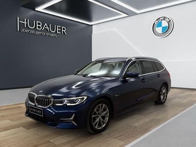 Blau Gebraucht 2022 BMW 320e Luxury Line Kombi | 22.490 € (Superpreis)