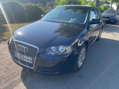 Gebraucht Audi A3 Ambiente 140 PS (102 kW) 2005 Blau Kleinwagen