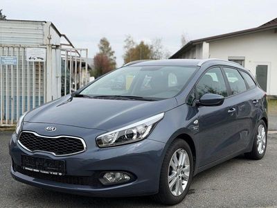 Gebraucht Kia Ceed Sportswagon Edition 7 135 PS (99 kW) 2013 Blau Kombi