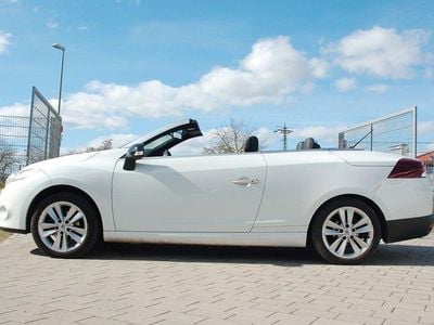 Begagnad Renault Mégane Cabriolet Luxe 131 HK (96 kW) 2010 Vit Cab