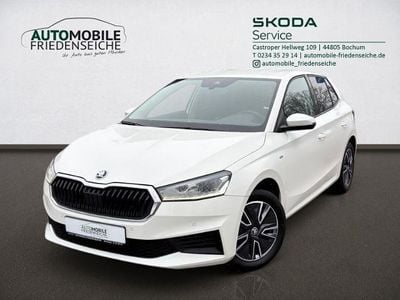 Weiss Gebraucht 2023 Skoda Fabia Tour Limousine | 15.690 € (Guter Preis)