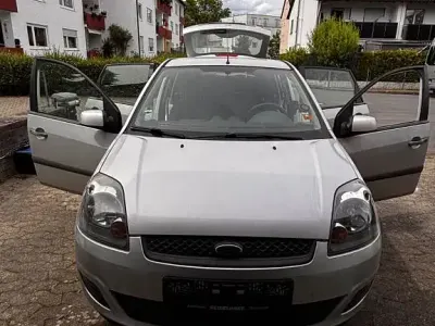 Gebraucht Ford Fiesta 75 PS (55 kW) 2006 Silber Kleinwagen