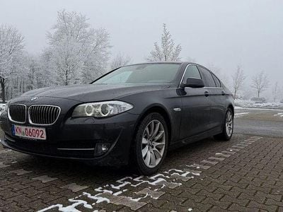 Grau Gebraucht 2011 BMW 528 Sport Line Limousine | 15.950 € (Fairer Preis)