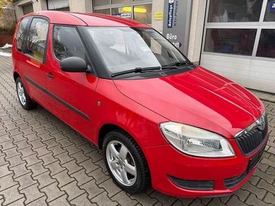 Rot Gebraucht 2010 Skoda Roomster Plus Edition Van / Kleinbus | 4.500 € (Etwas zu teuer)