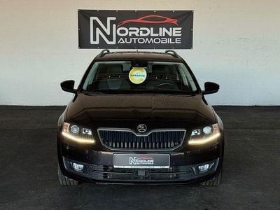 Schwarz Gebraucht 2015 Skoda Octavia Style Kombi | 10.995 € (Fairer Preis)