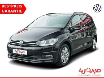 Gebraucht VW Touran Comfortline 116 PS (85 kW) 2020 Schwarz Van / Kleinbus