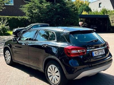 Mercedes GLA180