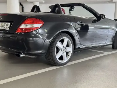 Gebraucht Mercedes SLK200 163 PS (119 kW) 2007 Schwarz Cabrio