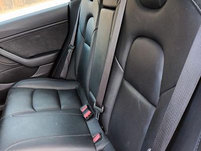 Gebraucht Tesla Model 3 Standard Range Plus 225 kW (306 PS) 2019 Rot Limousine