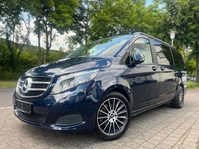 Mercedes V220