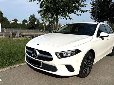 Gebraucht Mercedes A250 160 PS (117 kW) 2022 Weiß Kleinwagen