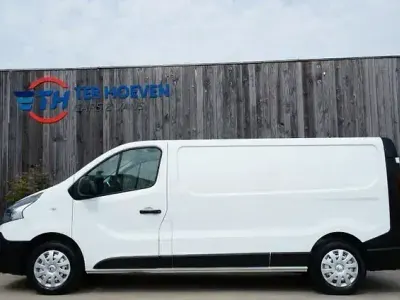 Gebraucht Renault Trafic 120 PS (88 kW) 2020 Weiß Van / Kleinbus