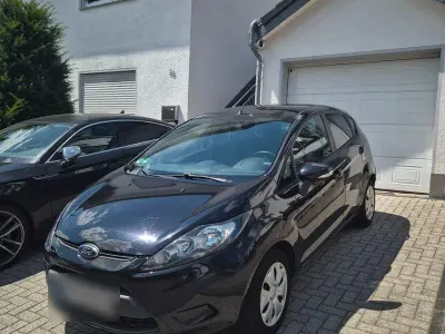 Gebraucht Ford Fiesta Trend 82 PS (60 kW) 2011 Schwarz Limousine