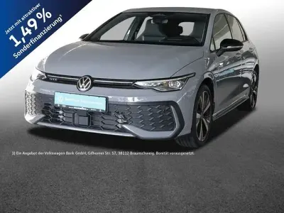 Gebraucht VW Golf VIII GTE 272 PS (200 kW) 2025 Mondsteingrau Limousine
