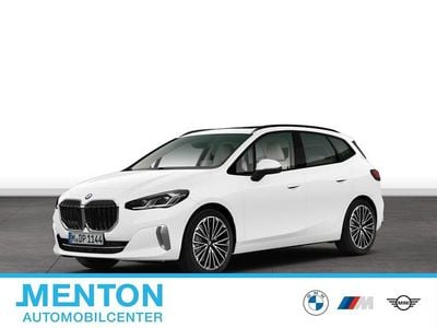 Weiß Gebraucht 2025 BMW 223 Active Tourer Van / Kleinbus | 44.215 € (Fairer Preis)