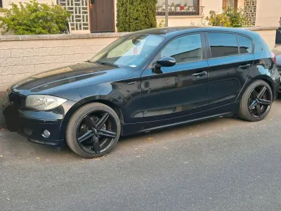 Gebraucht BMW 116 115 PS (84 kW) 2004 Schwarz Kleinwagen