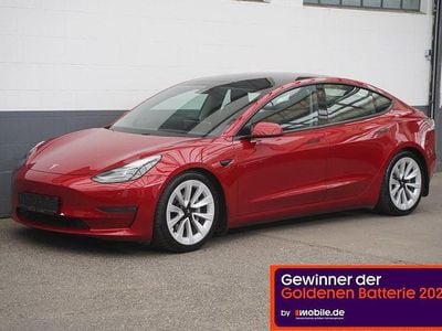 Second-hand Tesla Model 3 Long Range AWD 366 kW (498 CP) 2020 Roșu Berlinǎ