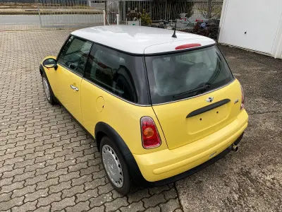 Gebraucht Mini ONE 90 PS (66 kW) 2002 Gelb Kleinwagen