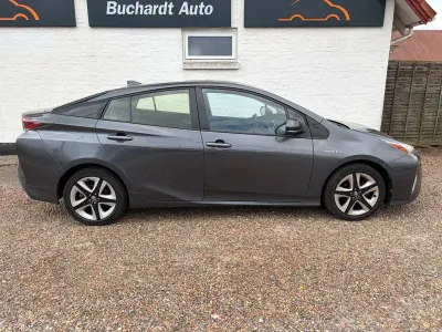 Gebraucht Toyota Prius H3 98 PS (72 kW) 2017 Grau Limousine