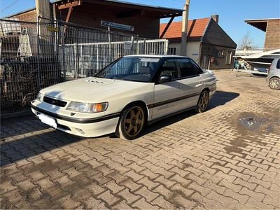 Weiß Gebraucht 1993 Subaru Legacy Limousine | 15.000 €