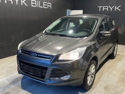 Grau Gebraucht 2016 Ford Kuga Titanium SUV | 6.000 € (Superpreis)