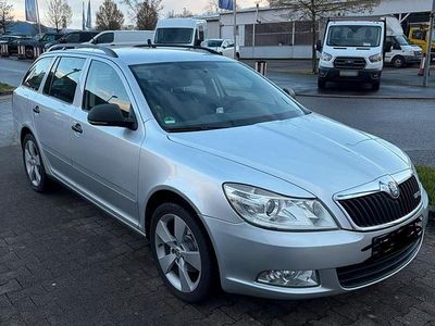 Gebraucht Skoda Octavia 105 PS (77 kW) 2012 Silber Kombi