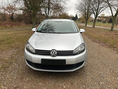 Gebraucht VW Golf VI 105 PS (77 kW) 2010 Silber Kleinwagen