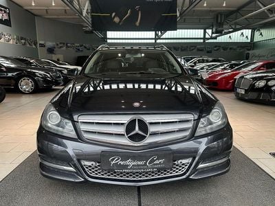 Gebraucht Mercedes C220 Avantgarde 170 PS (125 kW) 2013 Schwarz Kombi