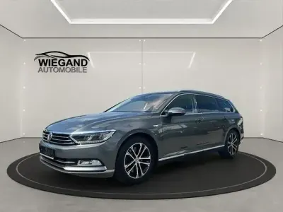 Gebraucht VW Passat 239 PS (175 kW) 2015 Grau Kombi