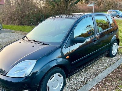 Gebraucht Ford Fiesta 80 PS (58 kW) 2005 Schwarz Kleinwagen