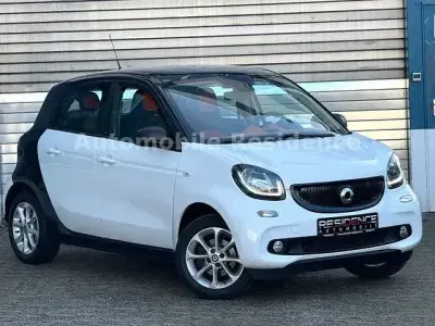 Gebraucht Smart ForFour 71 PS (52 kW) 2017 Schwarz Kleinwagen