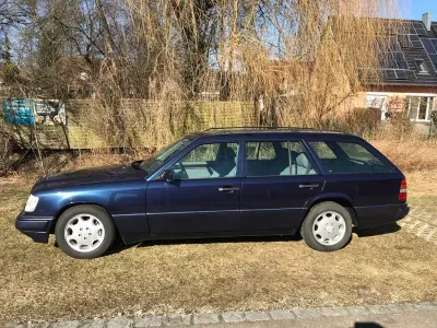 Gebraucht Mercedes E280 141 PS (103 kW) 1994 Limousine