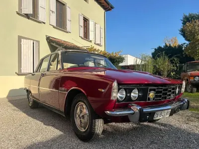Gebraucht Rover 200 114 PS (83 kW) 1975 Rot Limousine