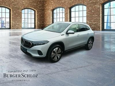 Gebraucht Mercedes EQA300 Progressive 167 kW (228 PS) 2022 Iridiumsilber metallic SUV