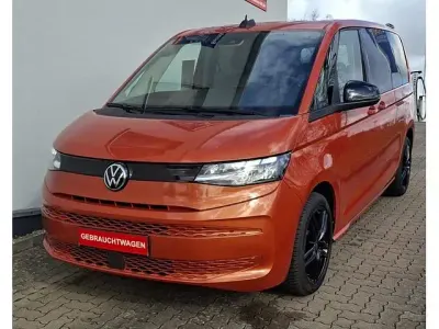 Begagnad VW Multivan S 136 HK (100 kW) 2022 Orange Minibuss