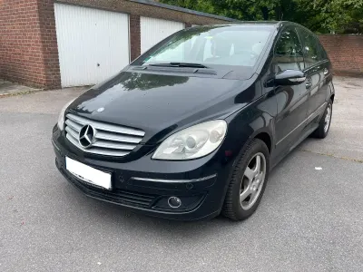 Gebraucht Mercedes B200 140 PS (102 kW) 2007 Schwarz Van / Kleinbus