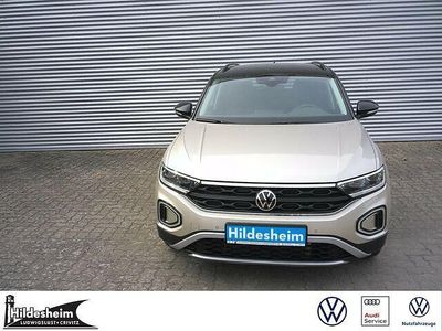 Second-hand VW T-Roc Move 150 CP (110 kW) 2024 Negru SUV