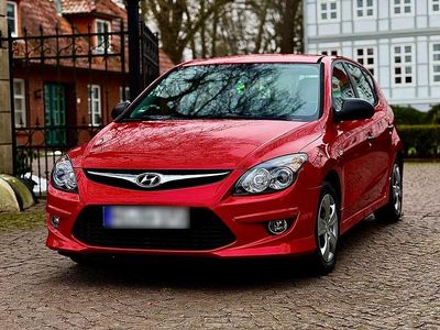 Rot Gebraucht 2011 Hyundai i30 Kombi | 3.000 € (Fairer Preis)