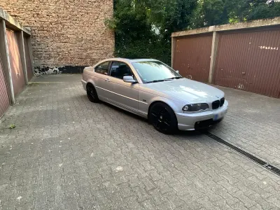 Gebraucht BMW 323 173 PS (127 kW) 1999 Silber Coupé